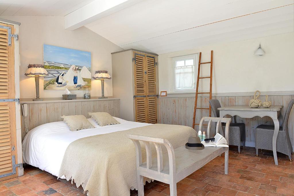 Hotel Les Bois Flottais Le Bois-Plage-en-Re Bagian luar foto